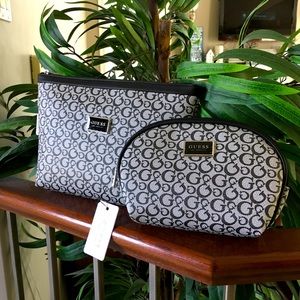 Guess Travel and makeup cosmetic case Set! NEW!